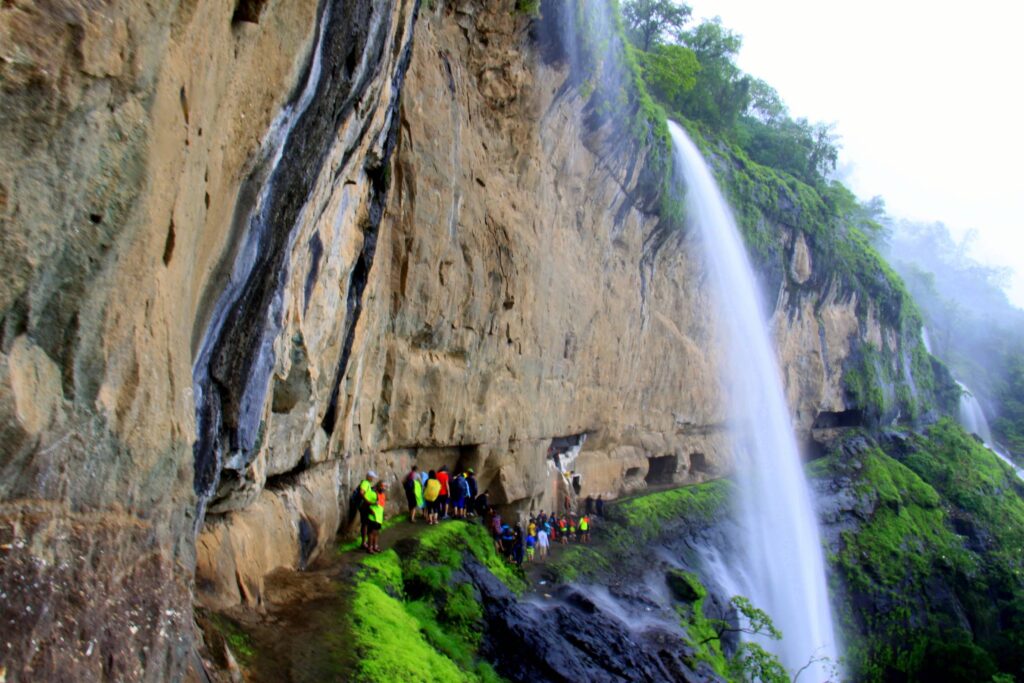 ganpati gadad trek location